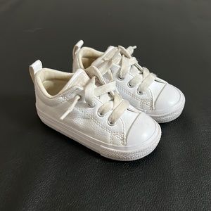 Converse size 6 shoes